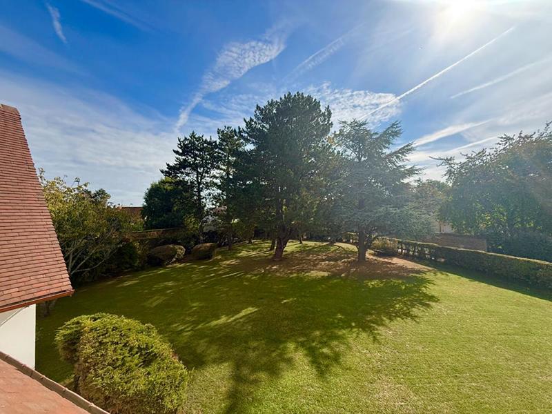 Maison - 160 m² - 7 pièces