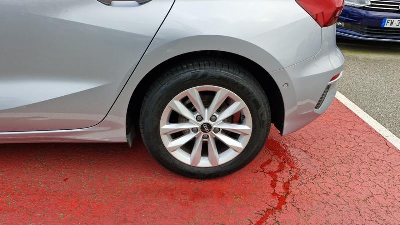 Audi A3 sportback IV 30 Tfsi 110 Business Line