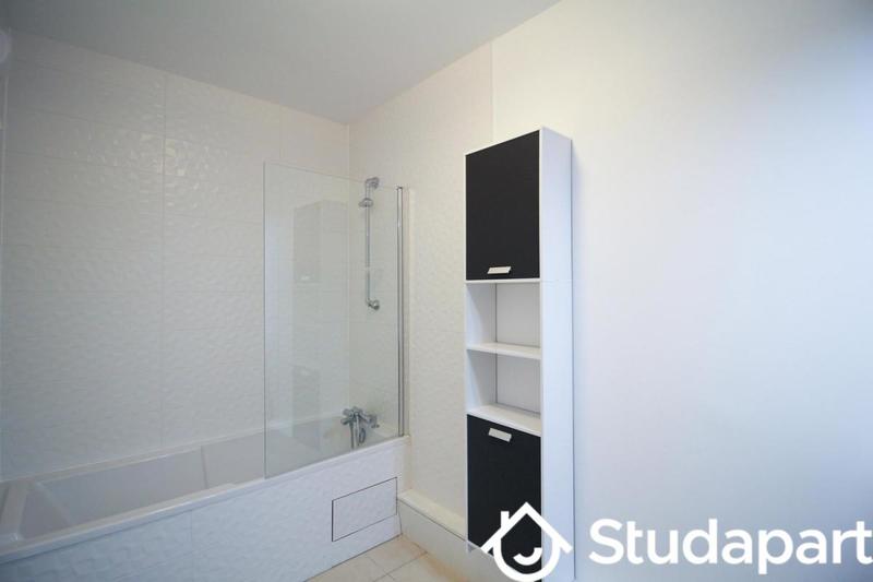 Chambre - 13 m² - 1 pièce