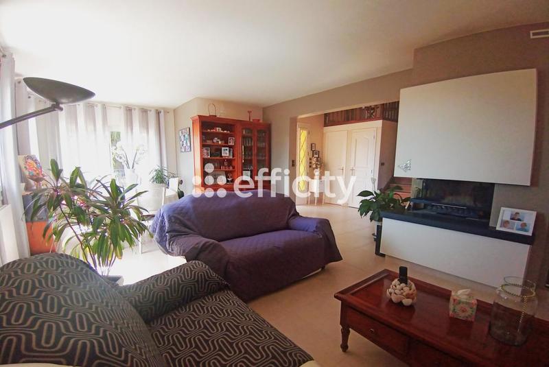 Propriété - 126 m² - 5 pièces