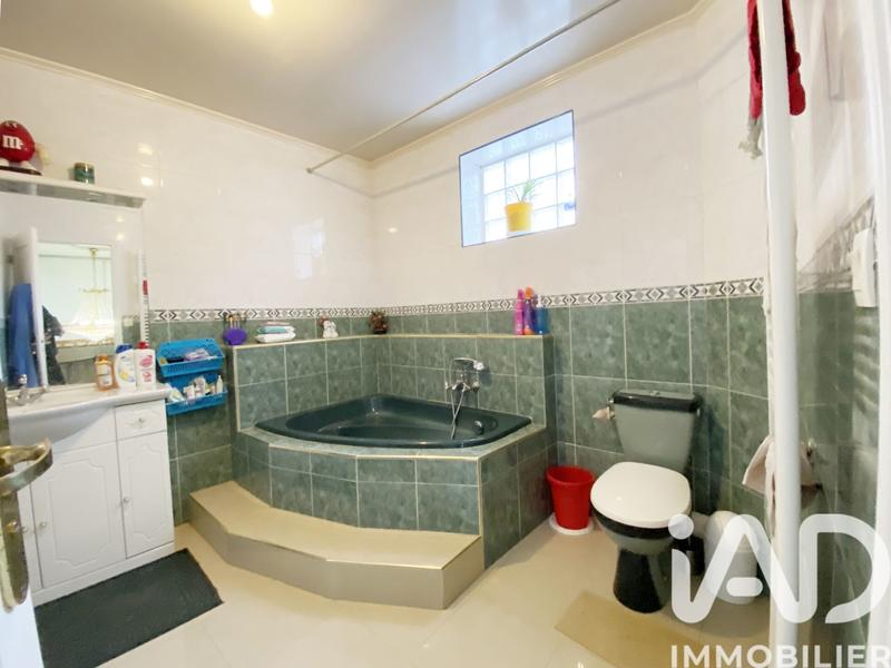 Maison - 130 m² - 6 pièces