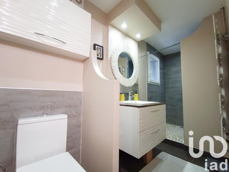 Maison - 201 m² - 7 pièces