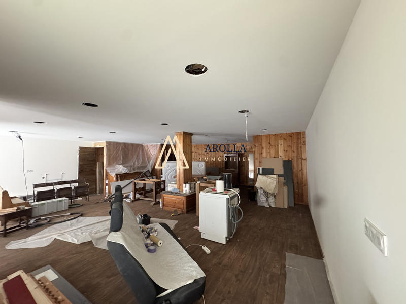 Immeuble - 112 m² - 3 pièces