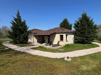 Propriété - 510 m² - 22 pièces