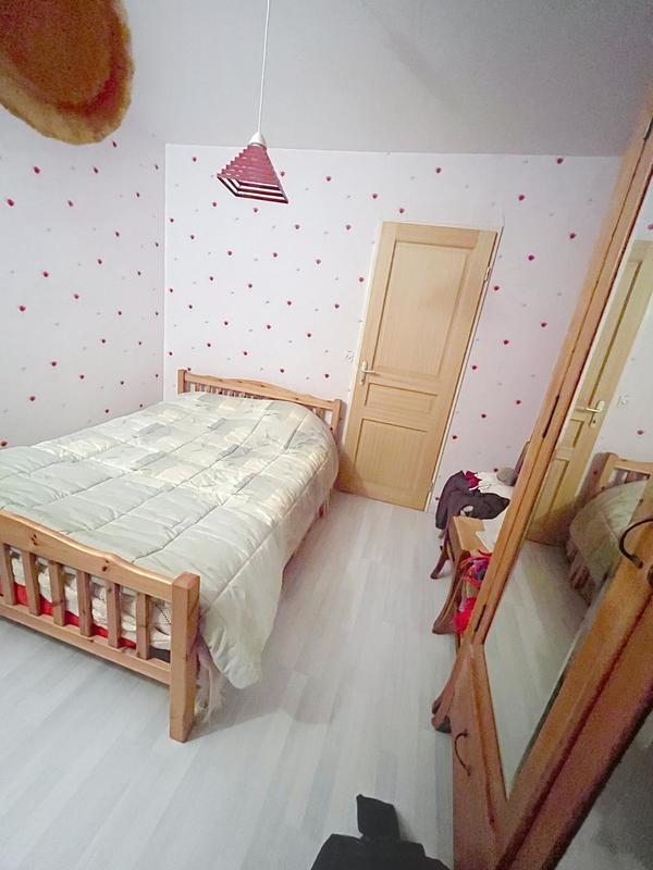 Maison - 97 m² - 5 pièces