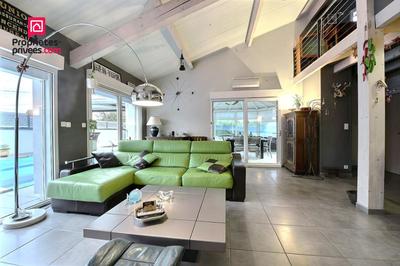 Maison - 171 m² - 7 pièces