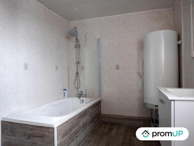 Appartement - 90 m² - 4 pièces