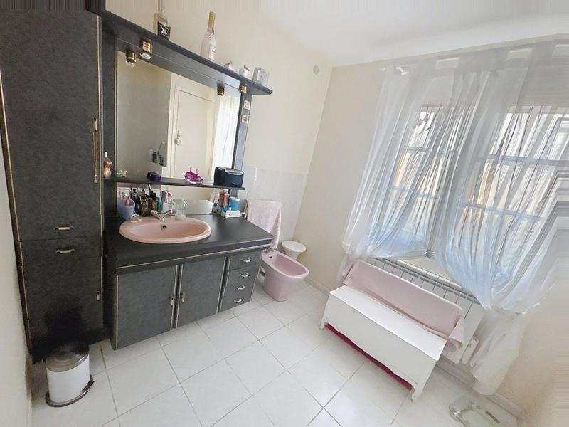 Maison - 156 m² - 7 pièces