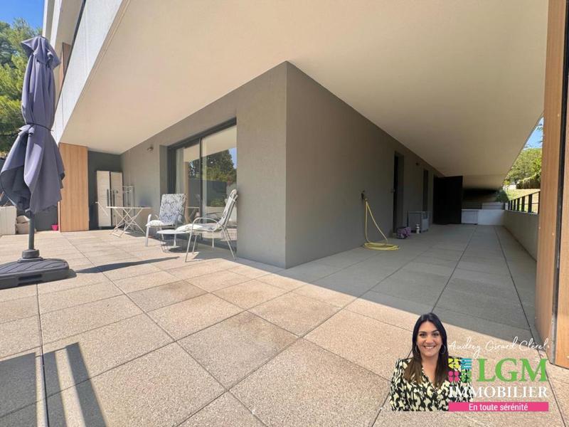 Duplex - 97 m² - 4 pièces