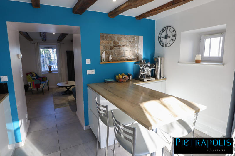 Maison ancienne - 181 m² - 7 pièces