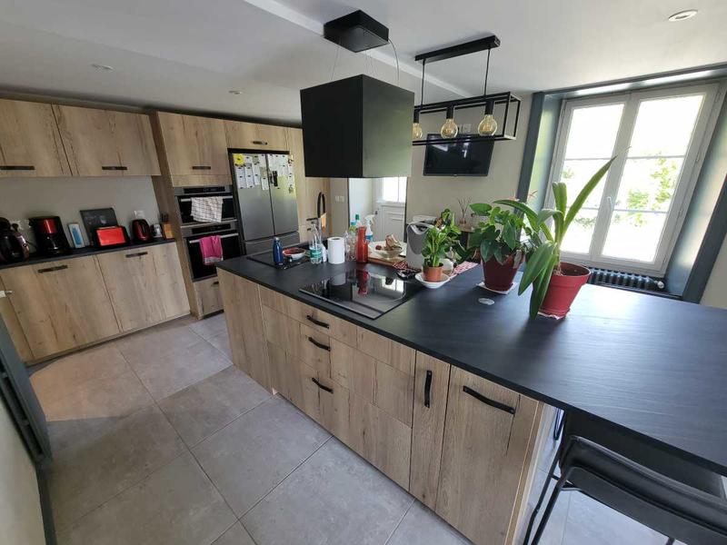 Propriété - 298 m² - 10 pièces