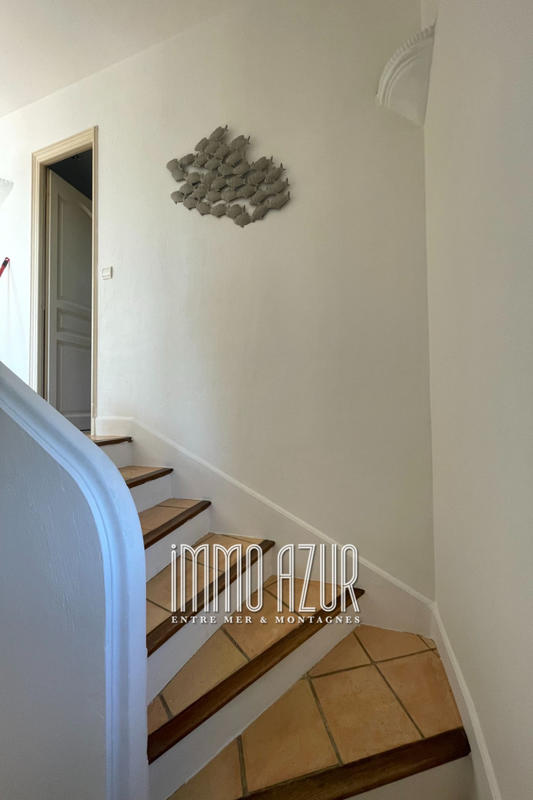 Villa - 200 m² - 6 pièces