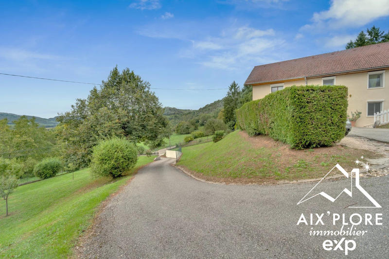 Maison - 167 m² - 6 pièces