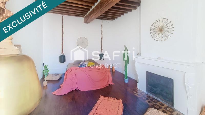 Maison - 283 m² - 10 pièces