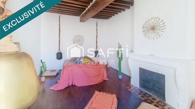 Maison - 283 m² - 10 pièces