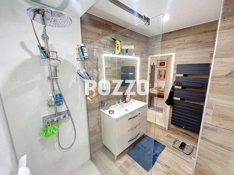 Maison - 146 m² - 7 pièces