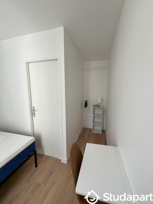 Chambre - 12 m² - 1 pièce