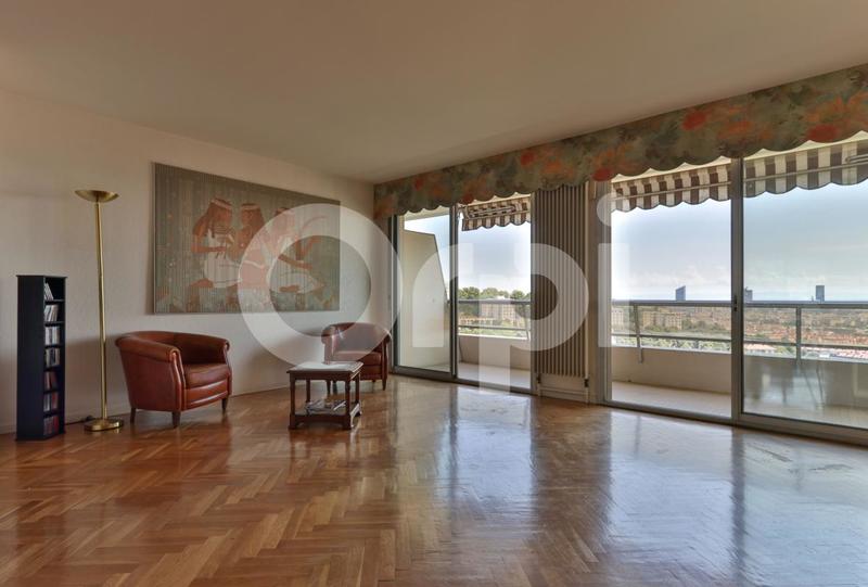 Appartement - 110 m² - 4 pièces