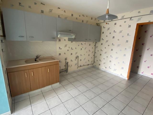 Appartement - 84 m² - 4 pièces