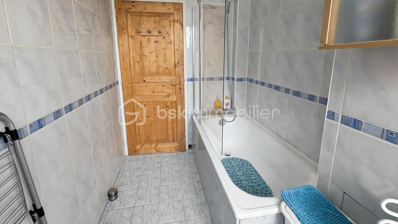 Appartement - 97 m² - 5 pièces