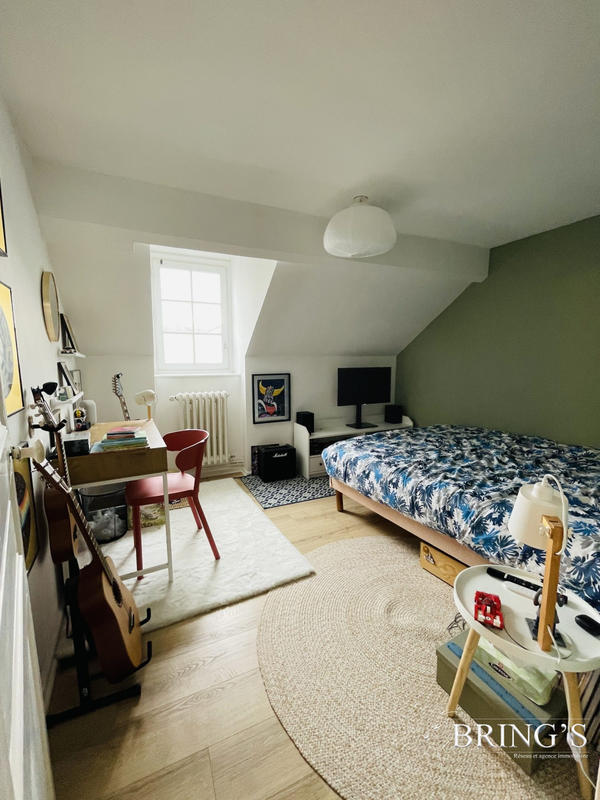 Maison - 309 m² - 12 pièces