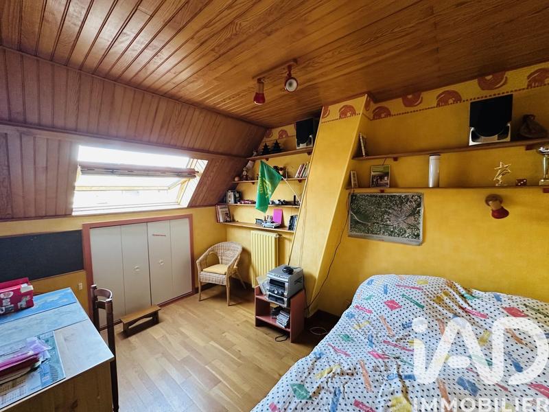 Maison - 167 m² - 9 pièces