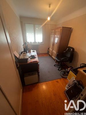 Appartement - 93 m² - 5 pièces