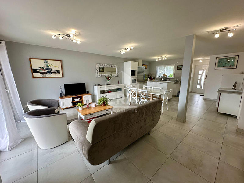 Maison - 87 m² - 3 pièces