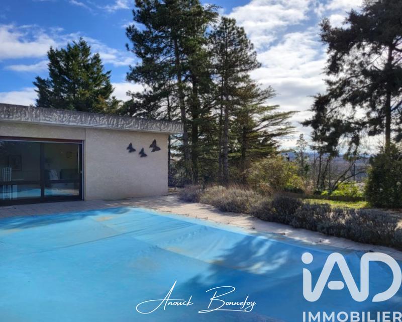 Maison - 154 m² - 5 pièces