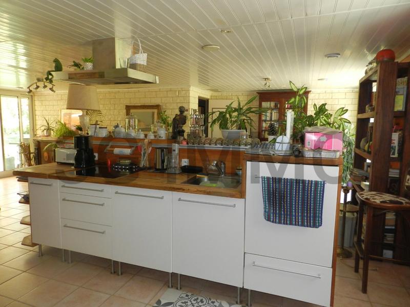 Maison - 141 m² - 7 pièces