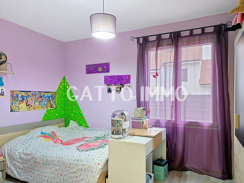 Maison - 102 m² - 4 pièces