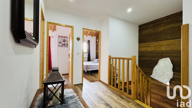 Maison - 209 m² - 7 pièces