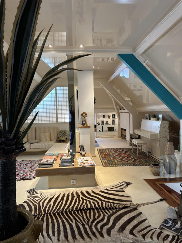 Propriété - 240 m² - 6 pièces