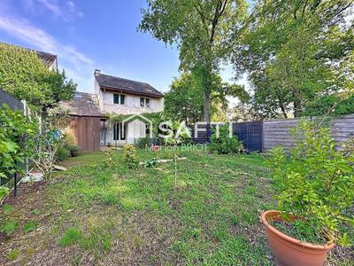 Maison - 103 m² - 5 pièces