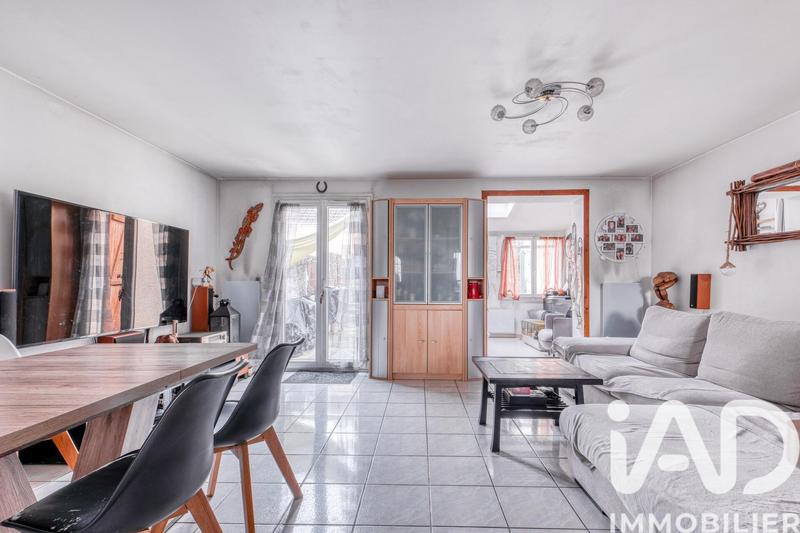 Maison - 89 m² - 5 pièces