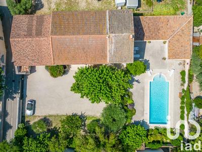 Maison - 289 m² - 10 pièces