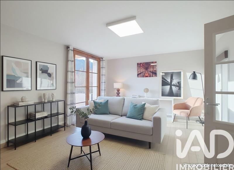 Appartement - 81 m² - 3 pièces