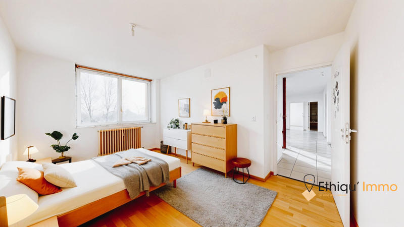 Appartement - 82 m² - 3 pièces