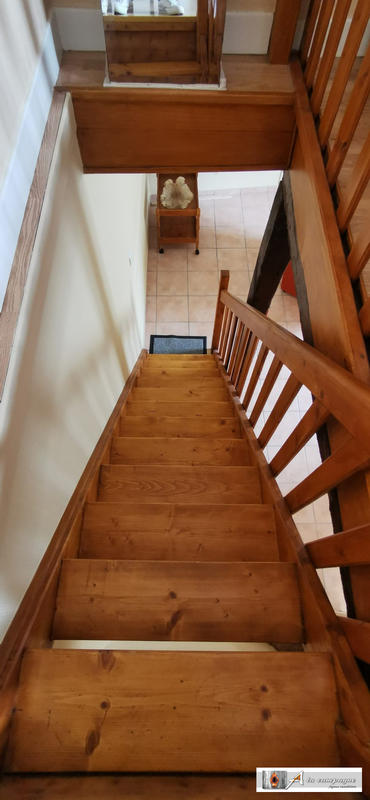 Maison - 200 m² - 11 pièces