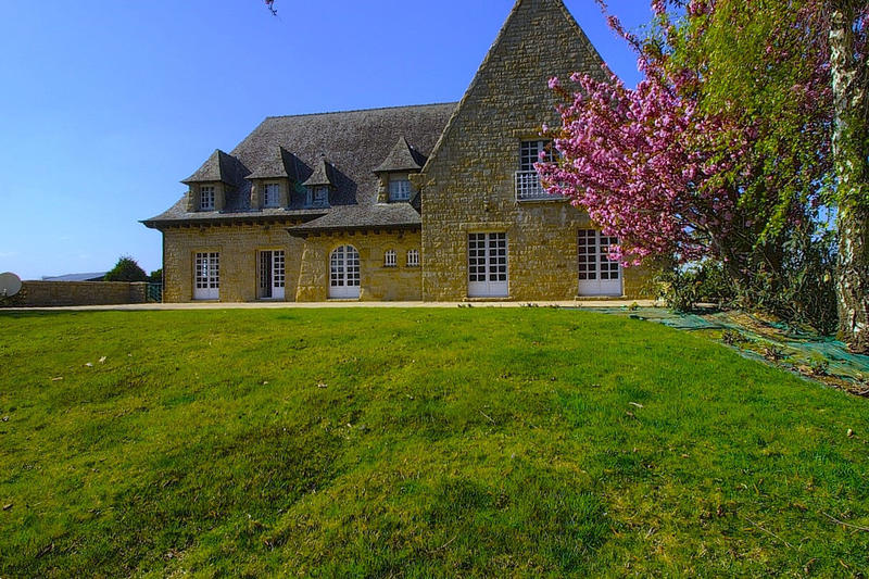Maison bourgeoise - 480 m² - 15 pièces