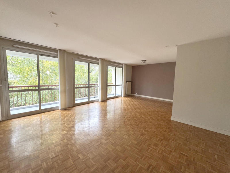 Appartement - 101 m² - 4 pièces