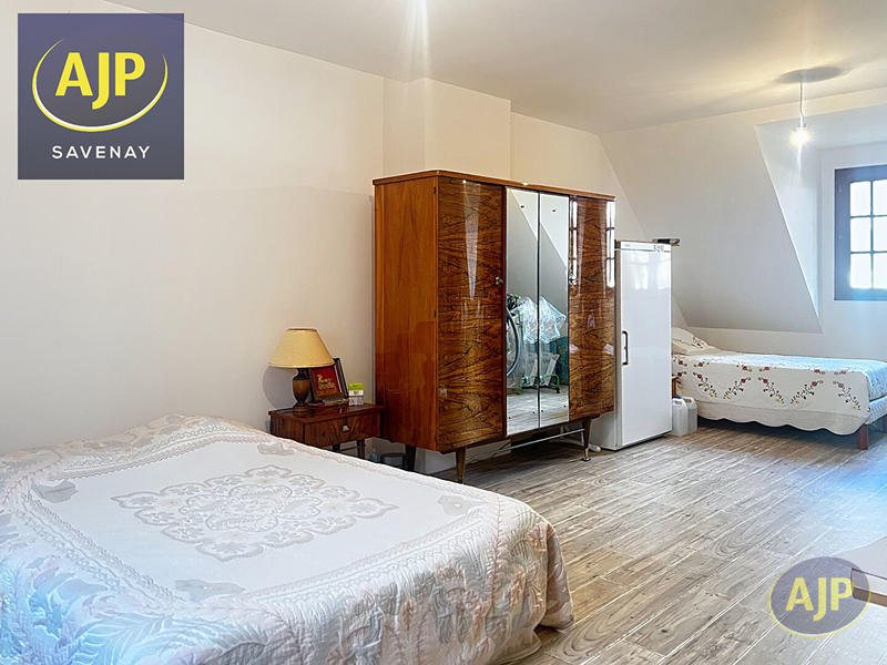 Maison - 143 m² - 6 pièces