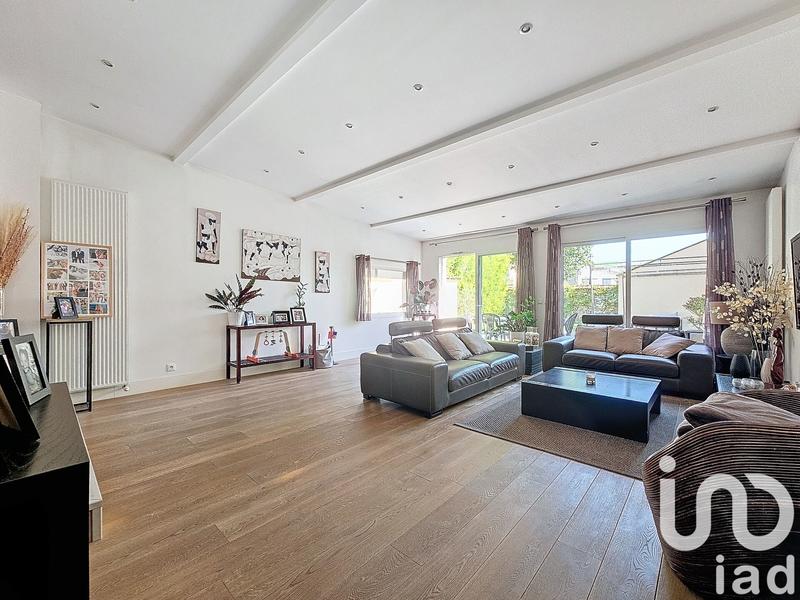 Maison - 170 m² - 7 pièces