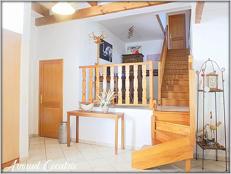 Appartement - 140 m² - 5 pièces