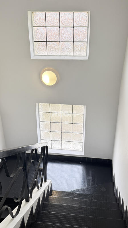 Propriété - 500 m² - 15 pièces