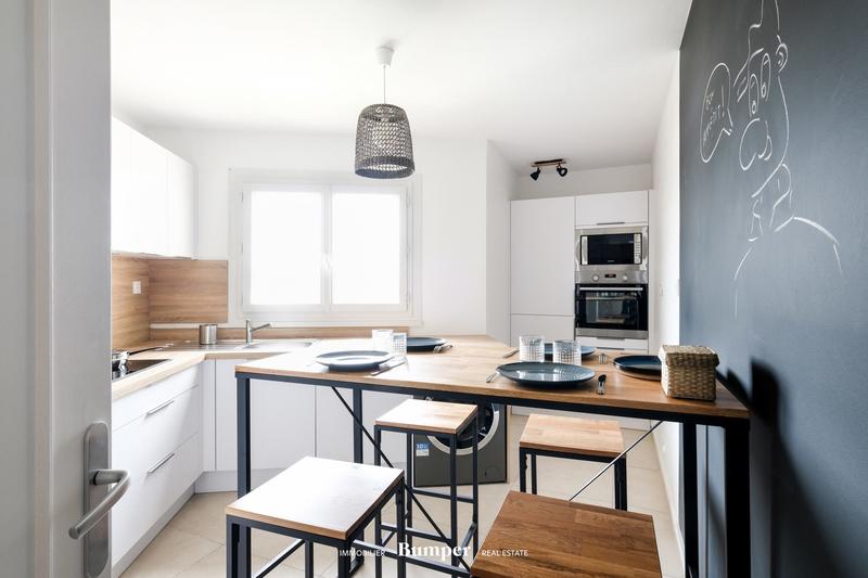 Appartement - 97 m² - 5 pièces