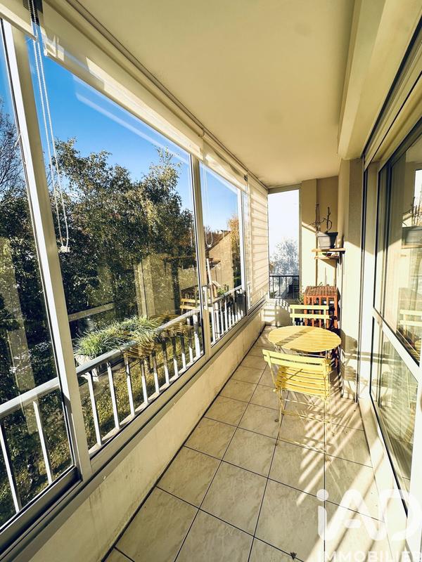 Appartement - 93 m² - 5 pièces