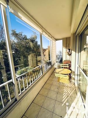 Appartement - 93 m² - 5 pièces