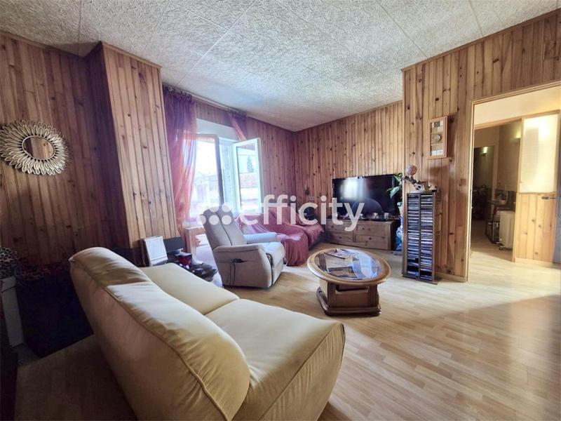 Immeuble - 260 m² - 8 pièces