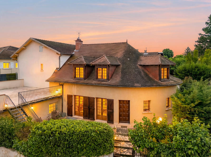 Maison - 167 m² - 5 pièces